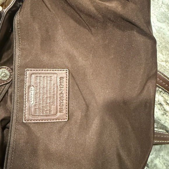 Vintage authentic Coach shoulder bag - Picture 9 of 11